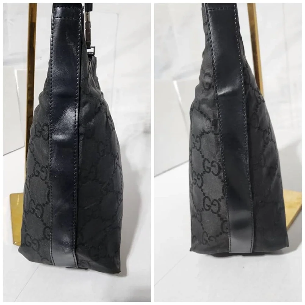 Authentic Gucci Vintage GG Nylon Hobo Shoulder Bag Black
